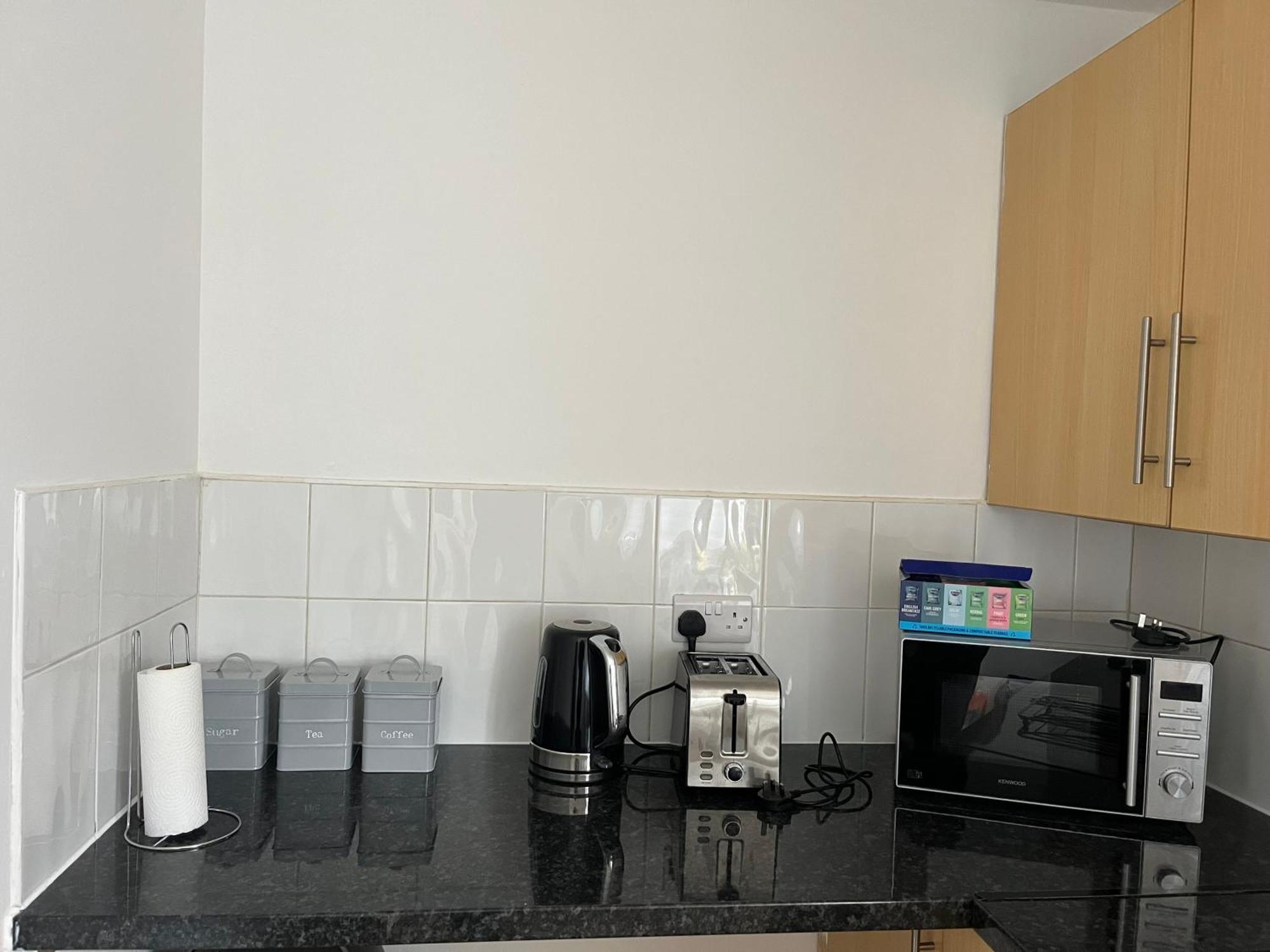 Kettering Service Accomodation 2Brh Freeparking Wifi Smart Tv Tea & Coffee Ngoại thất bức ảnh